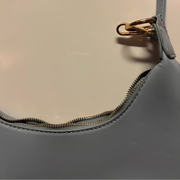 Baby Blue Brand New Purse with straps - Picture 6 of 7
